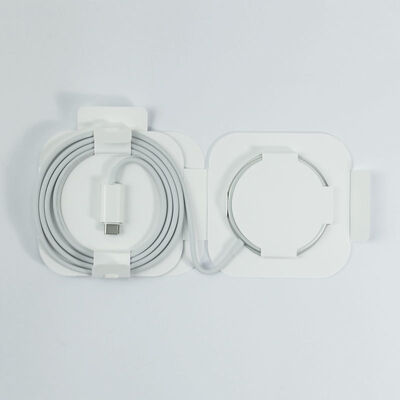 15W Apple Magsafe Charger A2140 240V Input IP65 Rated For Wireless Charging