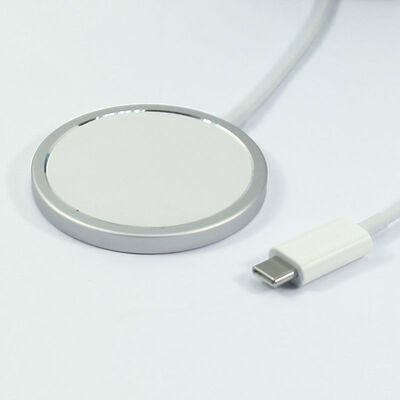 15W Apple Magsafe Charger A2140 240V Input IP65 Rated For Wireless Charging