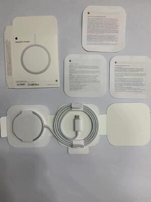 15W Apple Magsafe Charger A2140 240V Input IP65 Rated For Wireless Charging