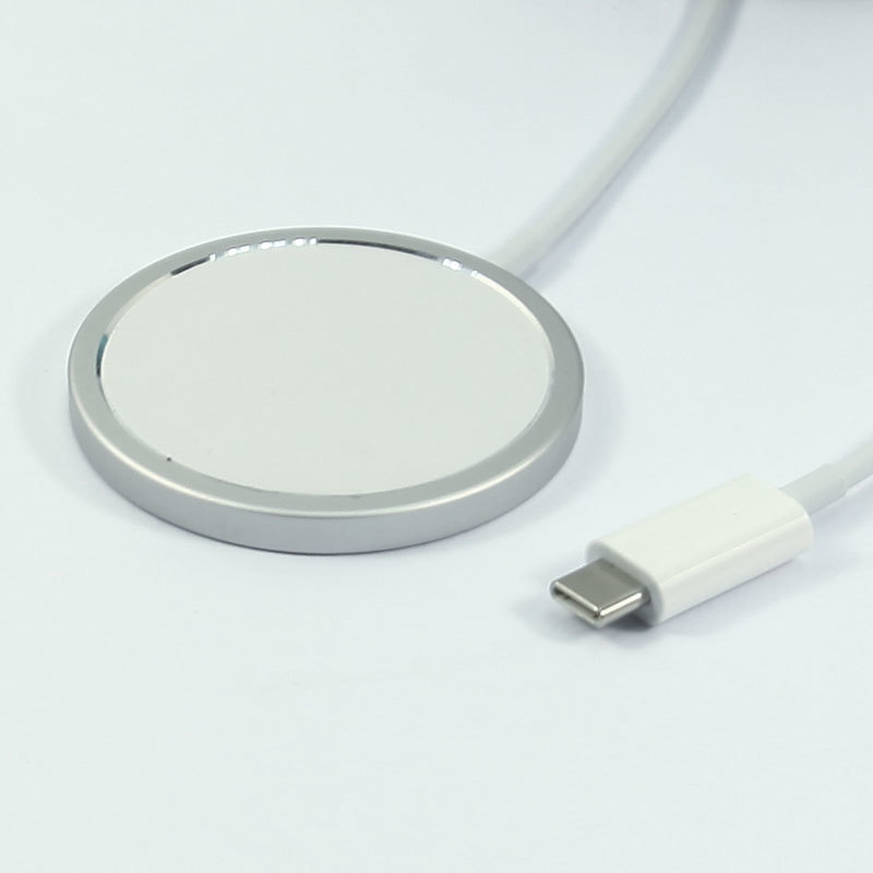 15W Apple Magsafe Charger A2140 240V Input IP65 Rated For Wireless Charging